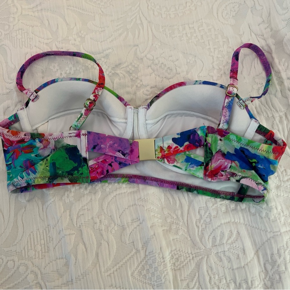 Lands End Bikini Top Adult Size 6 Green Floral Padded Underwire Womens - Picture 3 of 6